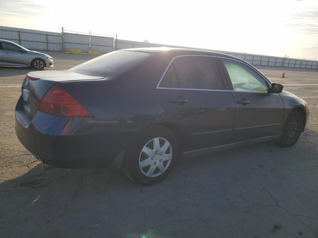 2007 Honda Accord VIN 1HGCM56477A190751 Copart auction photo, vandalism / stripped damage thumbnail 3