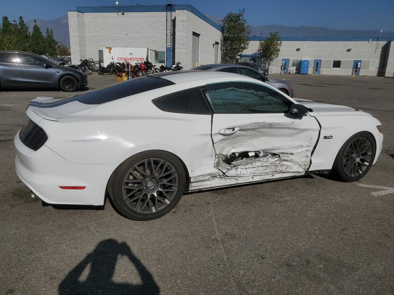 2016 Ford Mustang VIN 1FA6P8CF5G5304044 Copart auction photo, side damage thumbnail 3