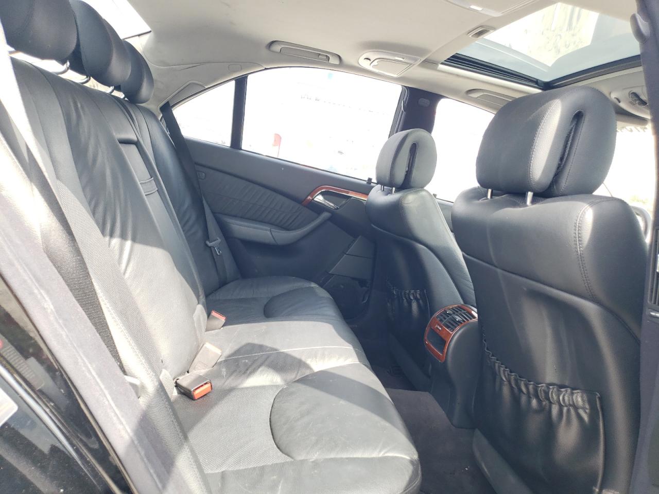2006 Mercedes-Benz S-klasse VIN WDBNF67J36A469946 Copart auction photo, minor dent/scratches damage thumbnail 10