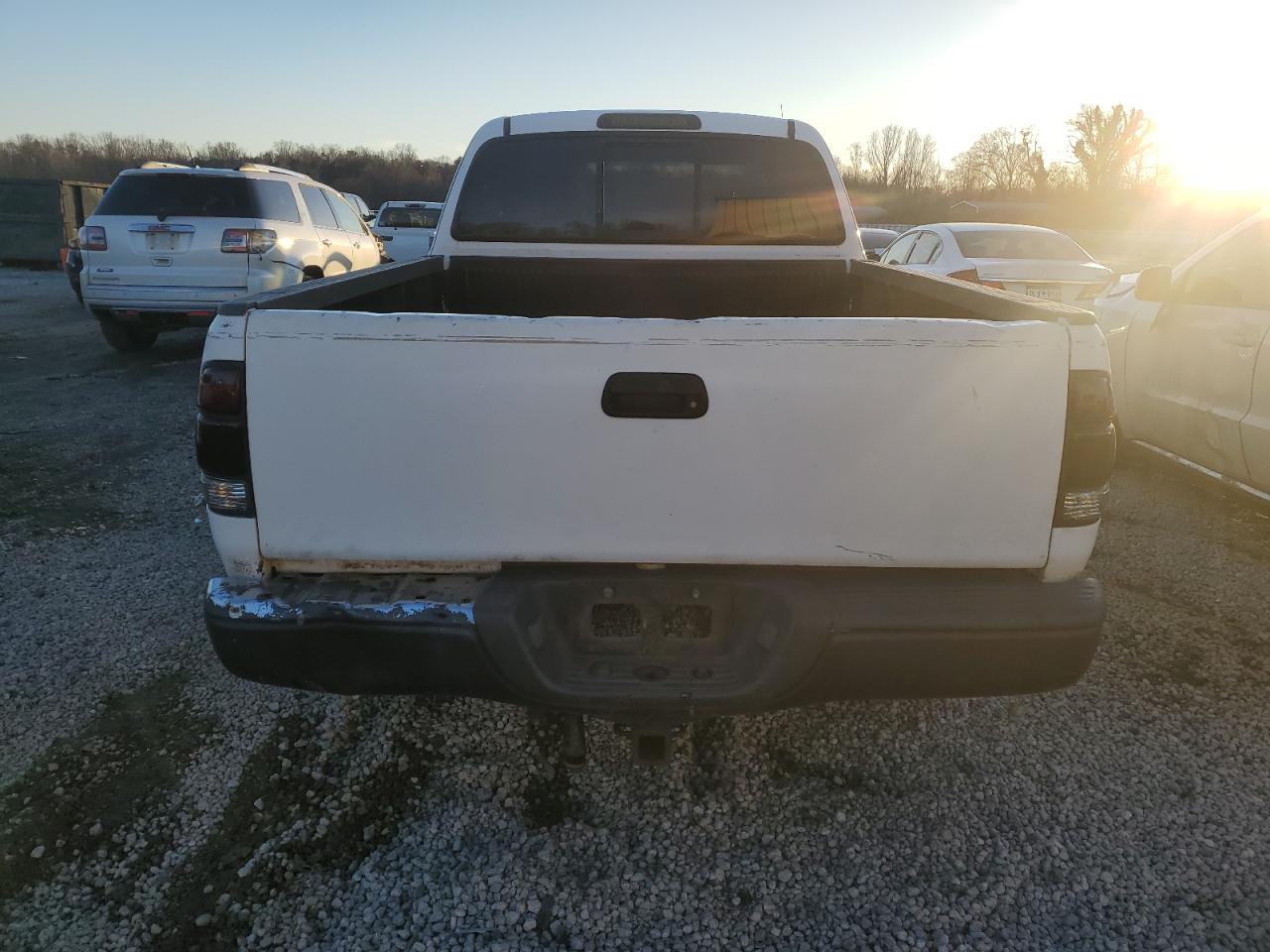 2003 Toyota Tundra VIN 5TBRT341X3S396063 Copart auction photo, vandalism damage thumbnail 6