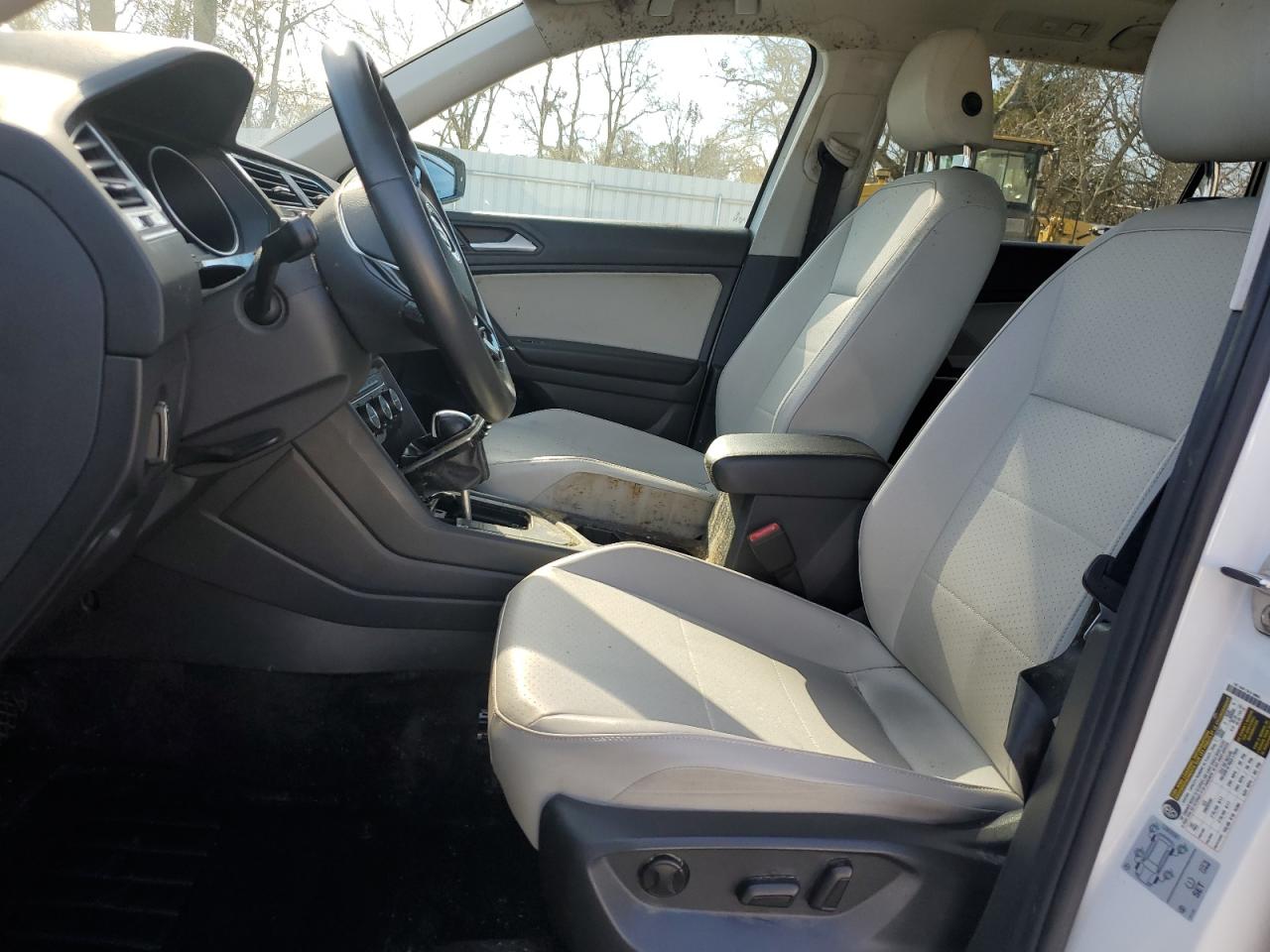 2020 Volkswagen Tiguan VIN 3VV3B7AX5LM101484 Copart auction photo, minor dent/scratches damage thumbnail 7
