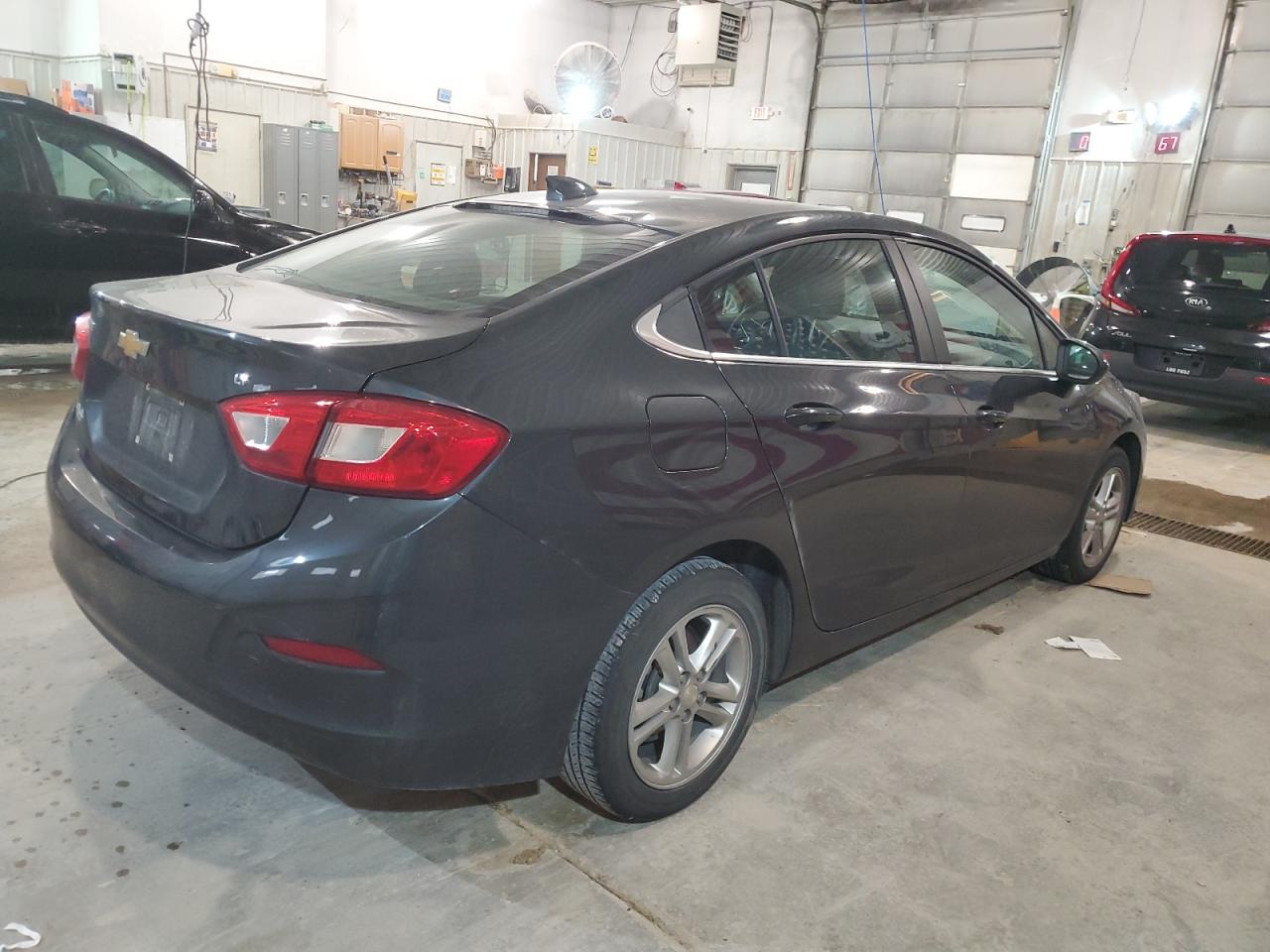 2018 Chevrolet Cruze VIN 1G1BE5SM4J7114642 Copart auction photo, all over / front end damage thumbnail 3