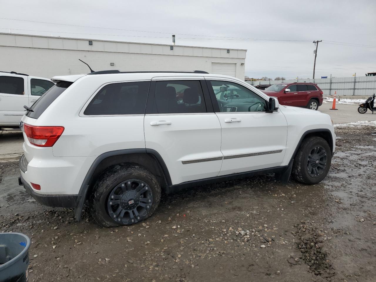 2013 Jeep Grand Cherokee VIN 1C4RJFAG6DC513163 Copart auction photo, side damage thumbnail 3