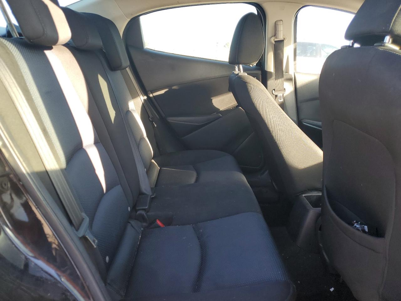 2018 Toyota Yaris VIN 3MYDLBYV3JY305683 Copart auction photo, front end damage thumbnail 10