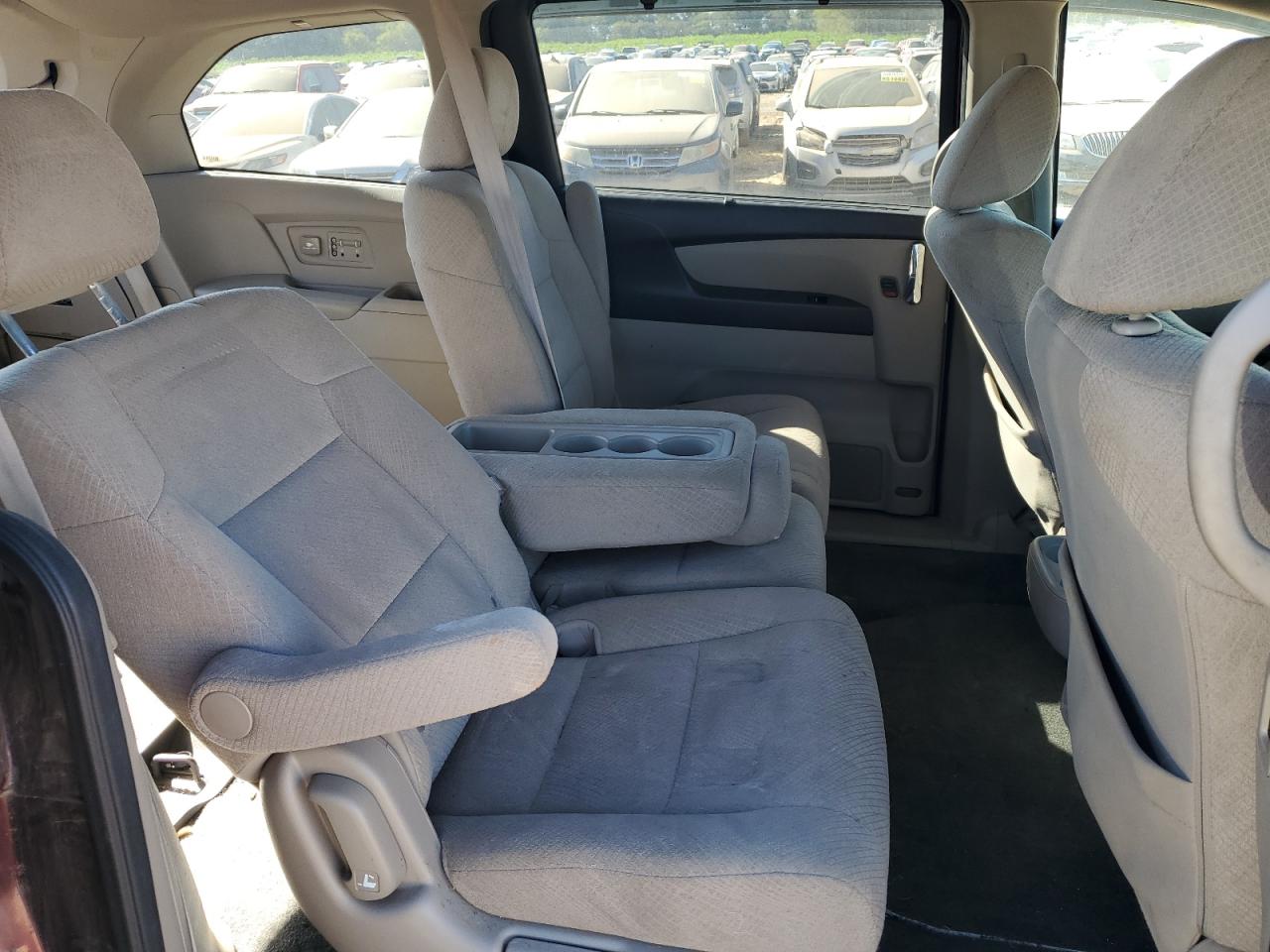 2016 Honda Odyssey VIN 5FNRL5H38GB084509 Copart auction photo, rear end damage thumbnail 11