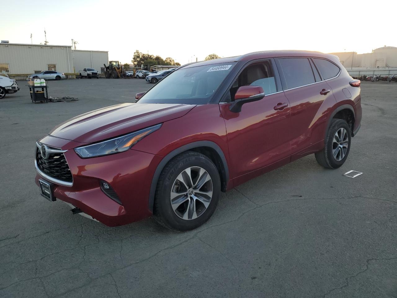 2022 Toyota Highlander VIN 5TDGZRAH2NS092455