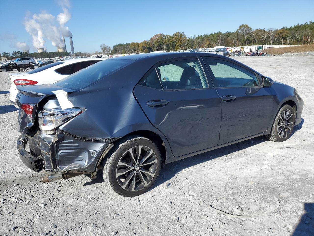 2018 Toyota Corolla VIN 5YFBURHE6JP840549 Copart auction photo, rear end damage thumbnail 3