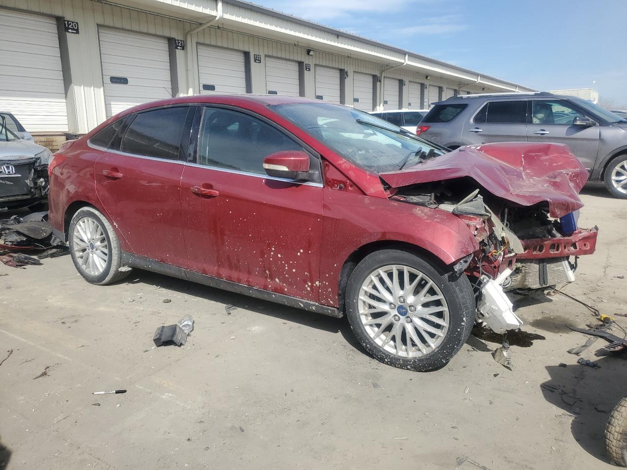 2013 Ford Focus VIN 1FADP3J2XDL361003 Copart auction photo, front end damage thumbnail 4