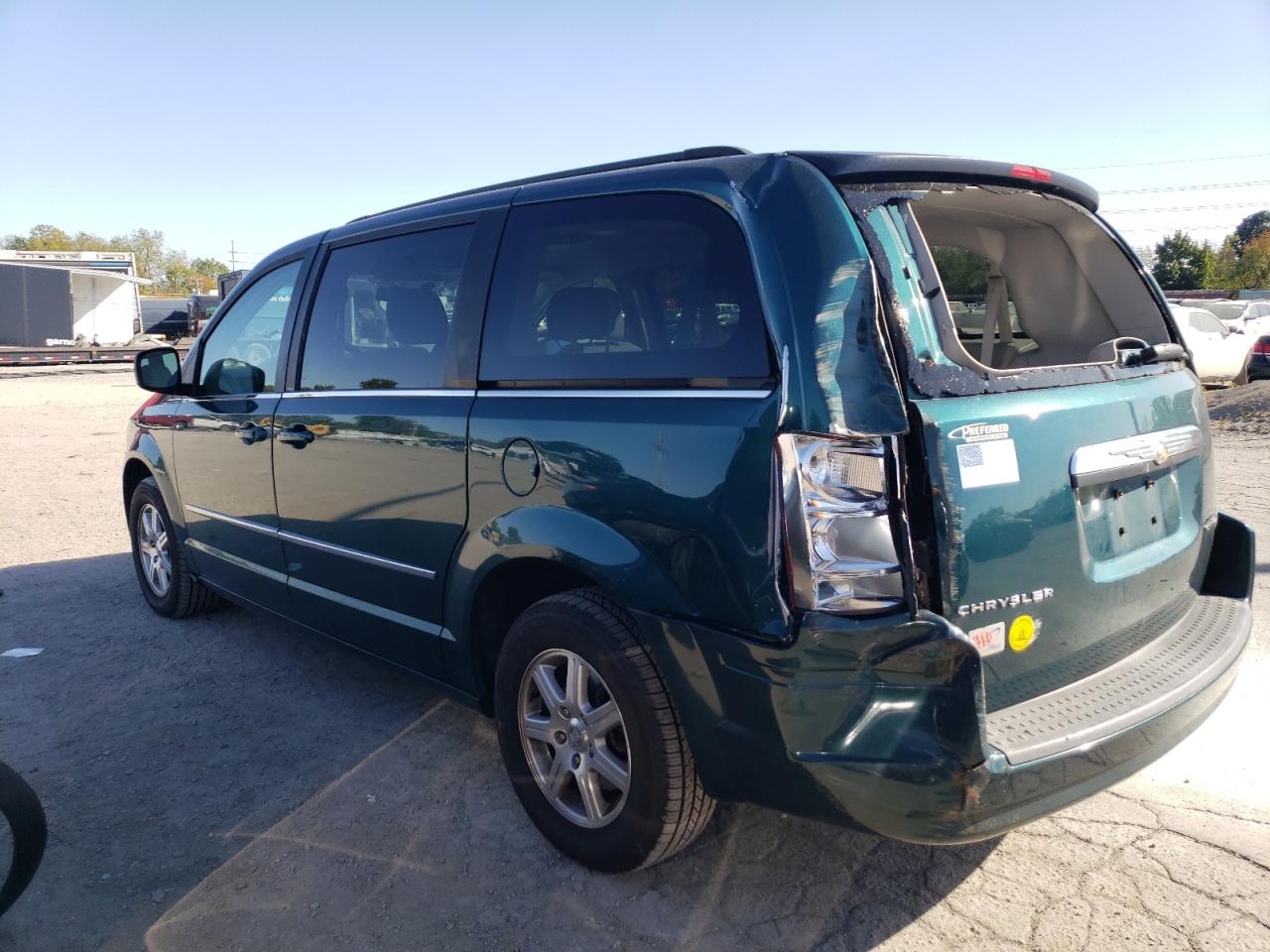 2009 Chrysler Town & Country VIN 2A8HR541X9R592687 Copart auction photo, rear end damage thumbnail 2