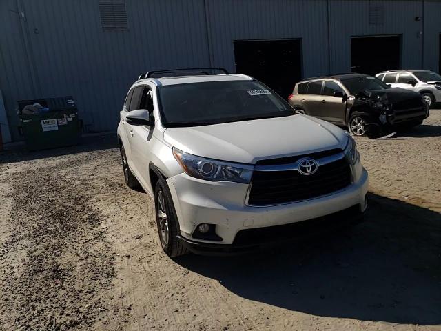 2015 Toyota Highlander VIN 5TDKKRFH3FS058193 Copart auction photo, all over damage thumbnail 12