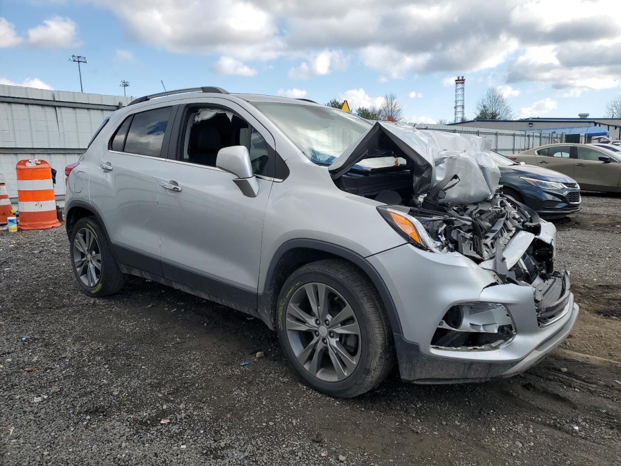 2020 Chevrolet Trax VIN 3GNCJLSB7LL216534 Copart auction photo, front end / minor dent/scratches damage thumbnail 4