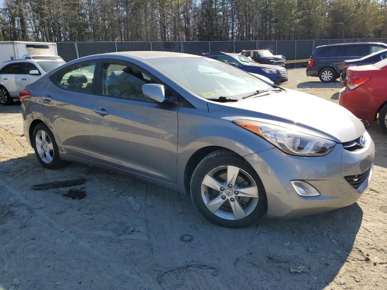 2013 Hyundai Elantra VIN KMHDH4AE2DU492276 Copart auction photo, vandalism / minor dent/scratches damage thumbnail 4