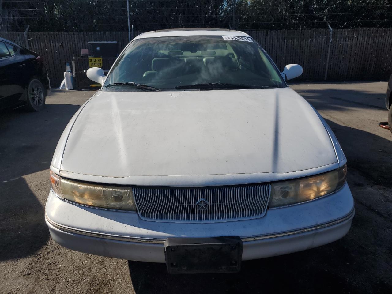 1994 Chrysler LHS VIN 2C3ED56F9RH225470 Copart auction photo, minor dent/scratches damage thumbnail 5