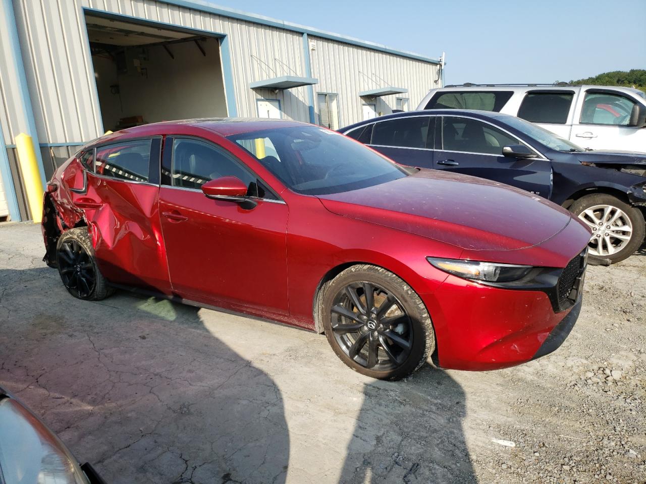 2021 Mazda 3 VIN JM1BPBML1M1333554 Copart auction photo, all over / side damage thumbnail 4