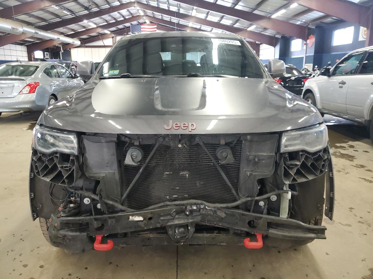 2017 Jeep Grand Cherokee VIN 1C4RJFLG9HC695668 Copart auction photo, front end / minor dent/scratches damage thumbnail 5