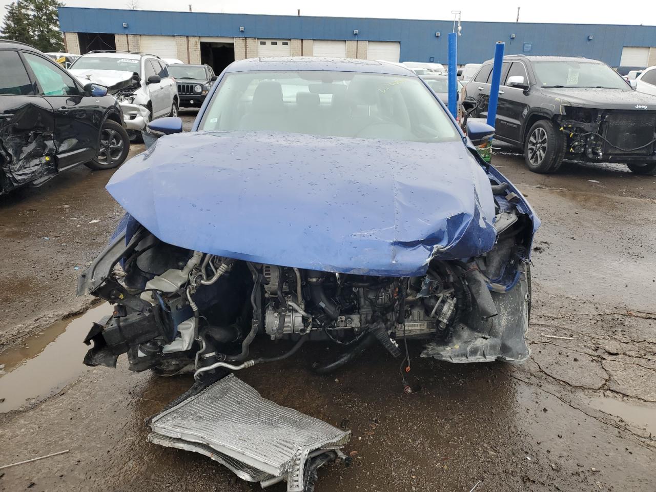 2016 Volkswagen Passat VIN 1VWCT7A35GC068080 Copart auction photo, front end damage thumbnail 5