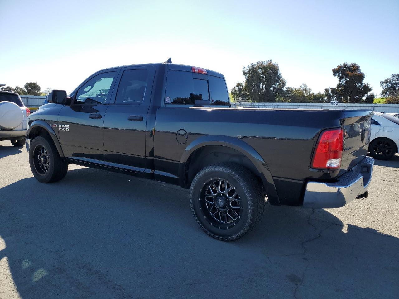 2015 RAM 1500 VIN 1C6RR7GMXFS658170 Copart auction photo, mechanical / minor dent/scratches damage thumbnail 2