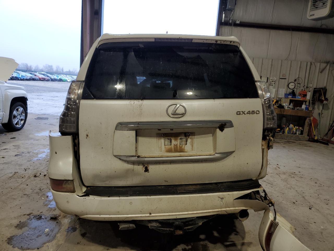 2015 Lexus GX VIN JTJBM7FX5F5106186 Copart auction photo, water/flood / all over damage thumbnail 6