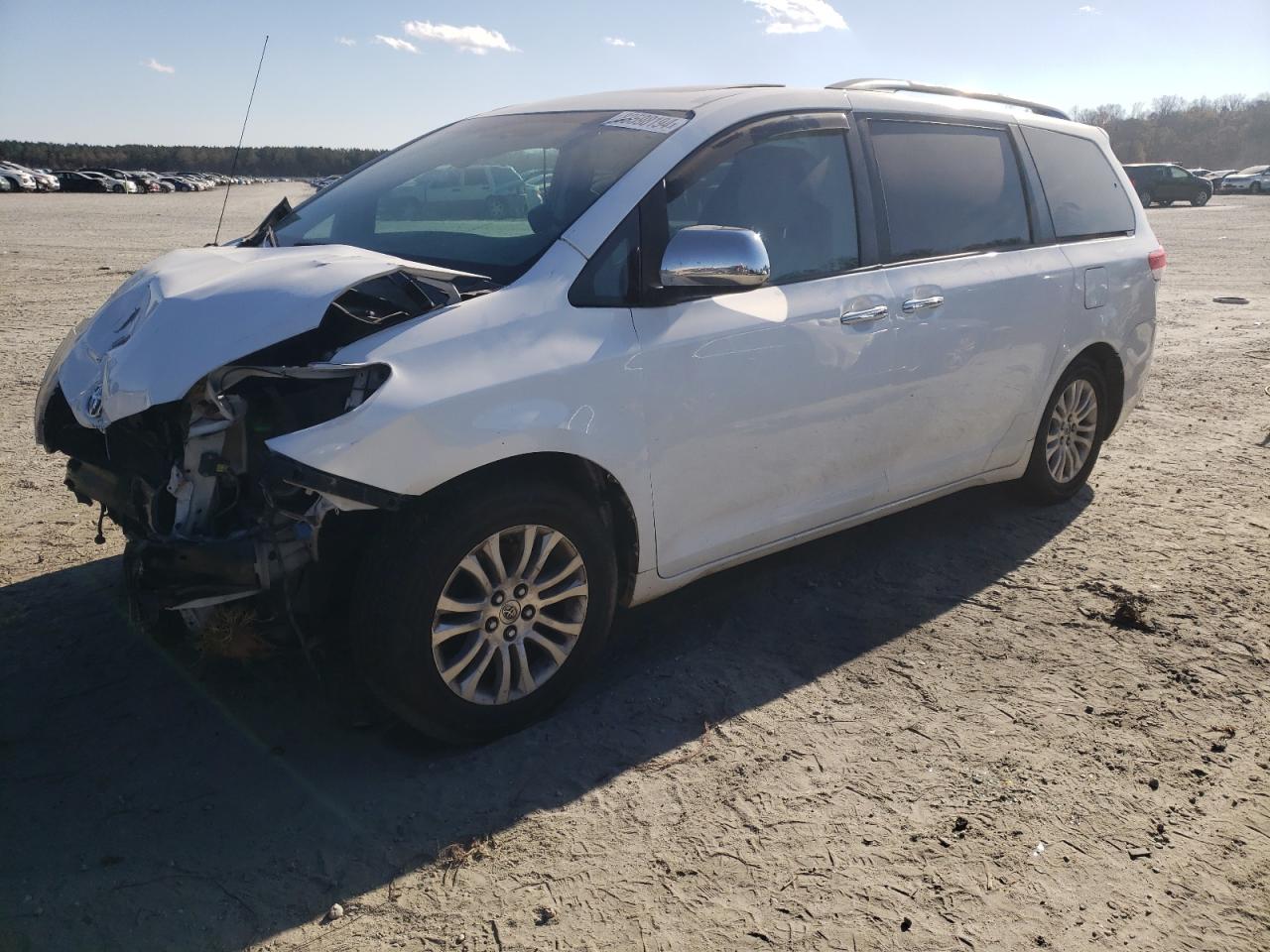 2013 Toyota Sienna VIN 5TDYK3DC1DS402552
