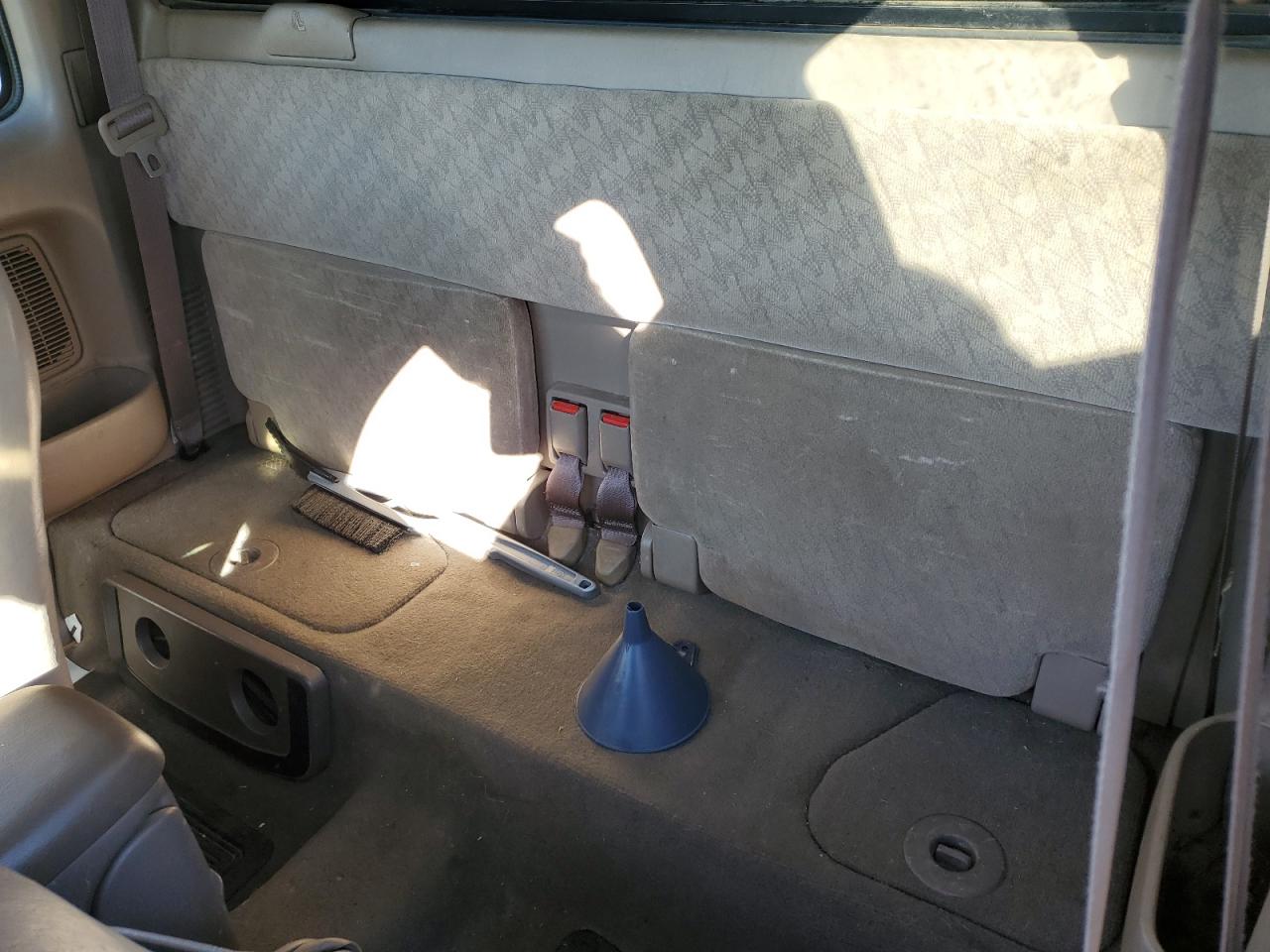 2001 Toyota Tacoma VIN 5TEWN72N81Z718555 Copart auction photo, all over damage thumbnail 10