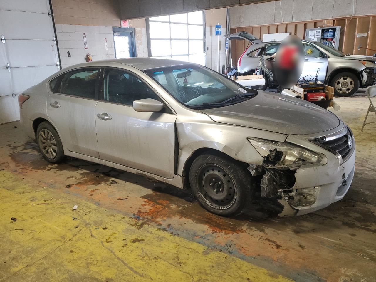 2014 Nissan Altima VIN 1N4AL3AP9EC291862 Copart auction photo, front end / minor dent/scratches damage thumbnail 4