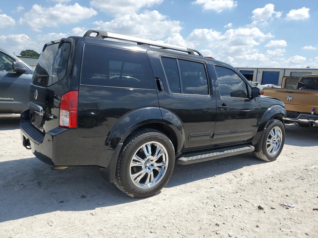 2005 Nissan Pathfinder VIN 5N1AR18U75C757941 Copart auction photo, front end damage thumbnail 3