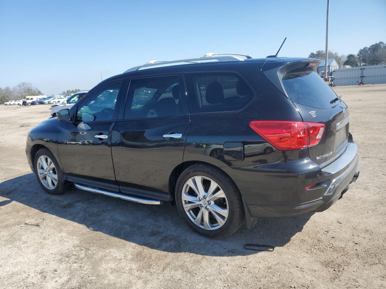2018 Nissan Pathfinder VIN 5N1DR2MN0JC675710 Copart auction photo, water/flood / side damage thumbnail 2