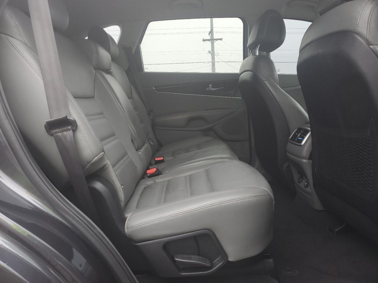 2016 KIA Sorento VIN 5XYPH4A53GG173783 Copart auction photo, side / front end damage thumbnail 11