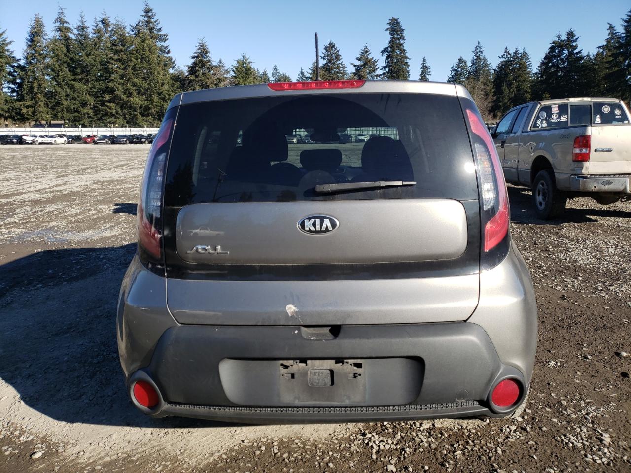 2016 KIA Soul VIN KNDJN2A26G7394493 Copart auction photo, vandalism damage thumbnail 6