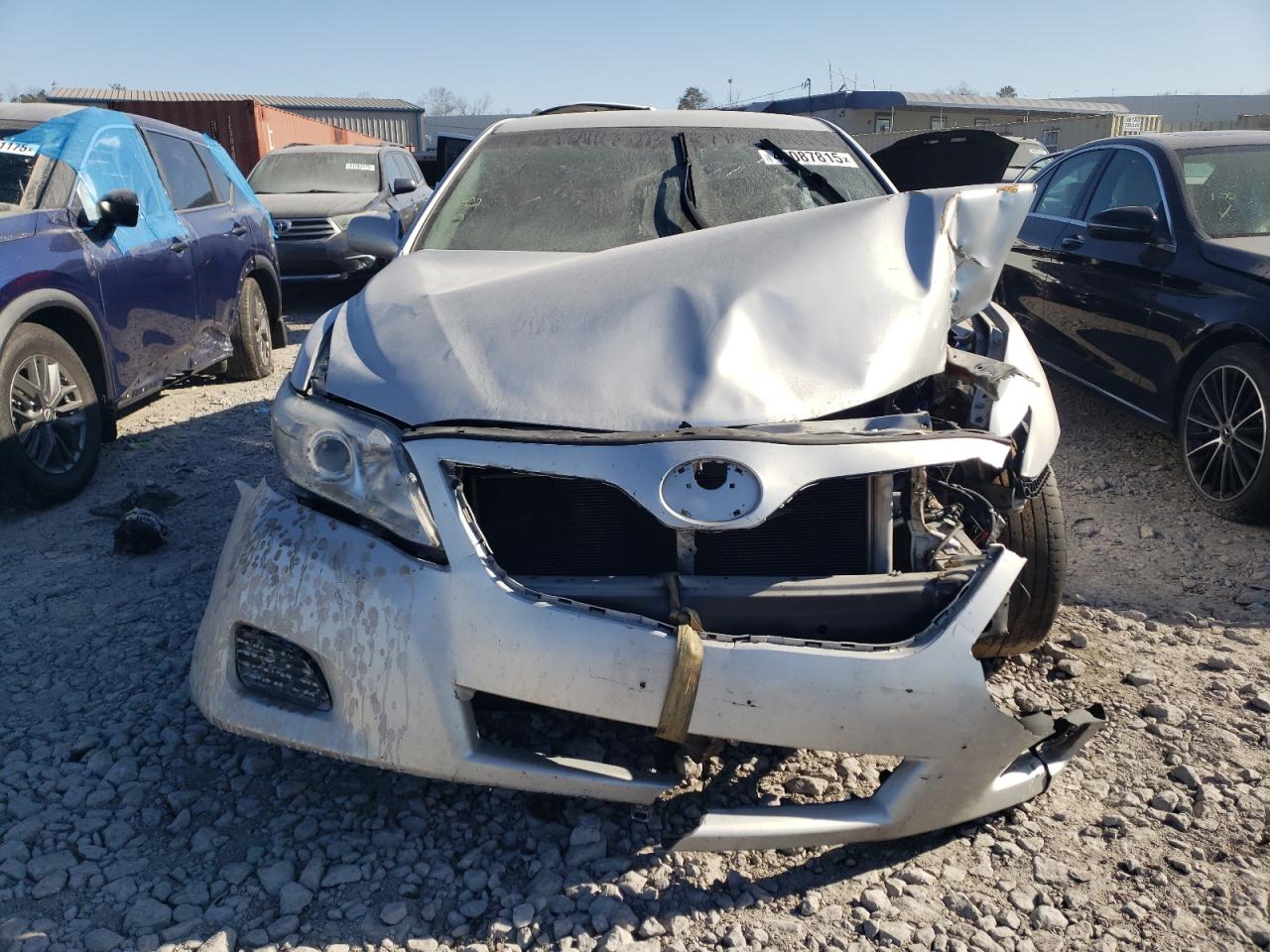 2011 Toyota Camry VIN 4T1BF3EK8BU693734 Copart auction photo, front end damage thumbnail 5