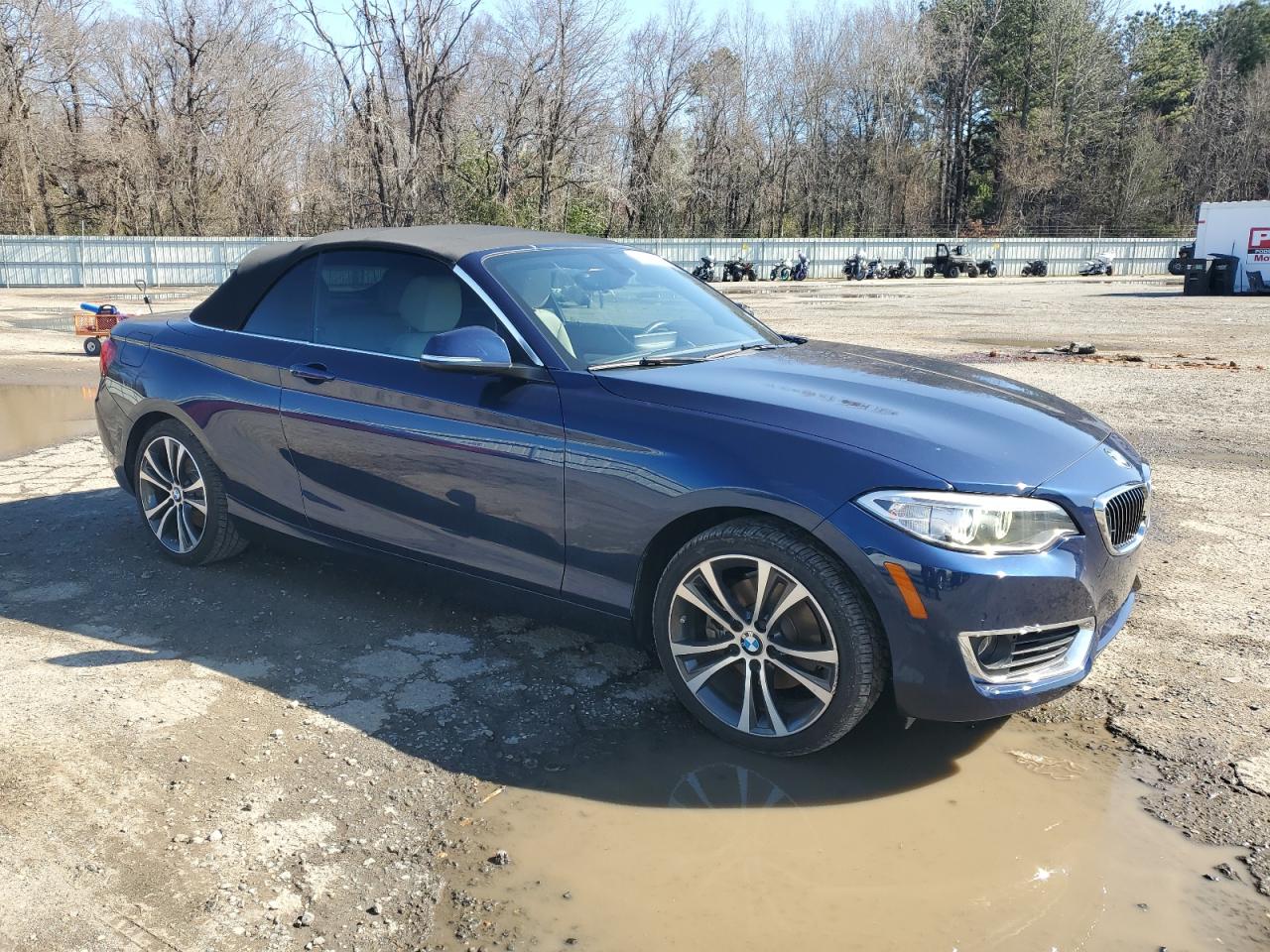 2017 BMW 2er VIN WBA2K9C39HV647568 Copart auction photo, front end / minor dent/scratches damage thumbnail 4