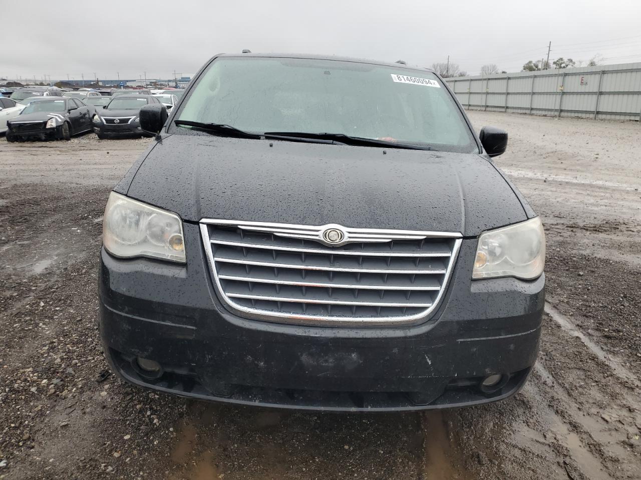 2010 Chrysler Town & Country VIN 2A4RR8D19AR451654 Copart auction photo, vandalism / undercarriage damage thumbnail 5