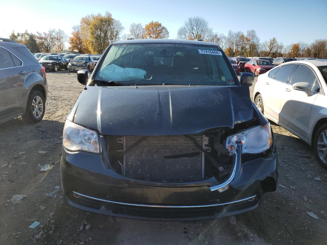 2014 Chrysler Town & Country VIN 2C4RC1BG4ER449256 Copart auction photo, front end damage thumbnail 5