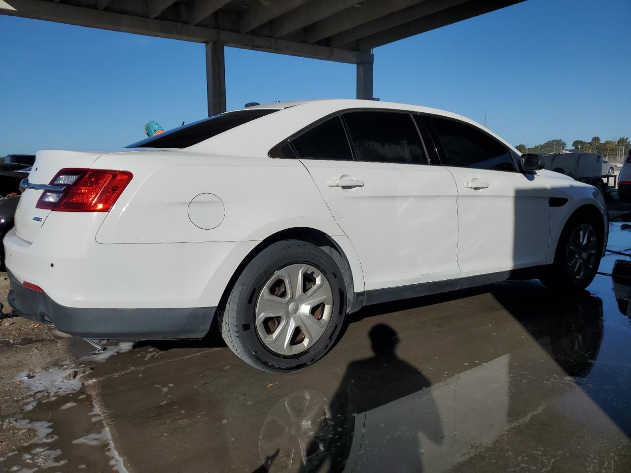 2015 Ford Taurus VIN 1FAHP2MK4FG119486 Copart auction photo, stripped damage thumbnail 3