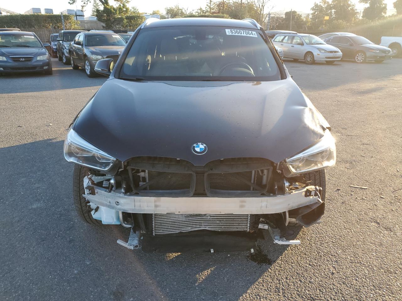 2017 BMW X1 VIN WBXHT3C3XH5F70769 Copart auction photo, front end / side damage thumbnail 5