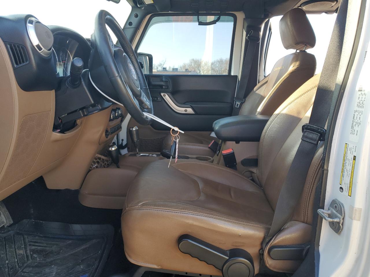 2013 Jeep Wrangler VIN 1C4HJWEGXDL675156 Copart auction photo, minor dent/scratches damage thumbnail 7