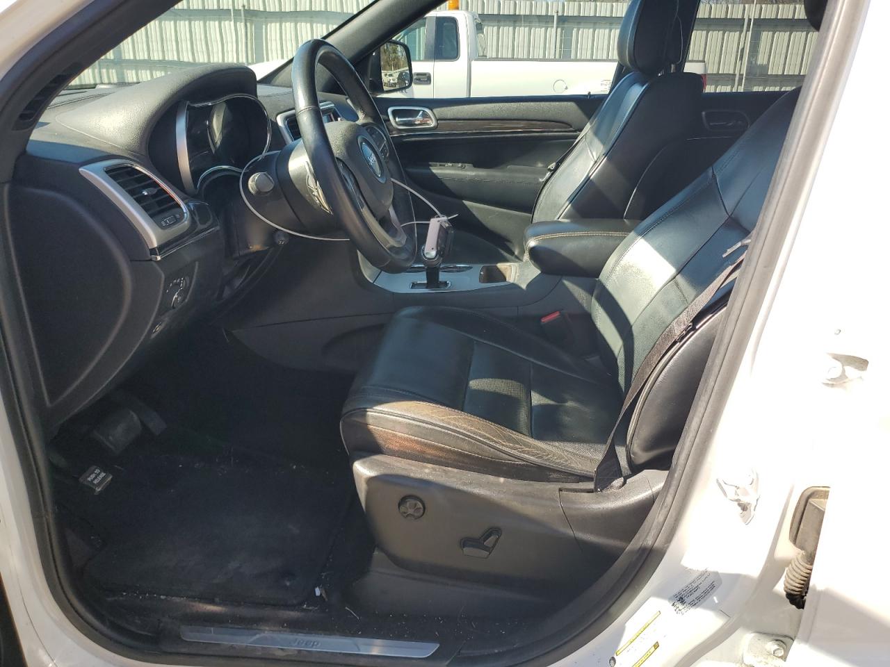2015 Jeep Grand Cherokee VIN 1C4RJECGXFC199317 Copart auction photo, front end / minor dent/scratches damage thumbnail 7