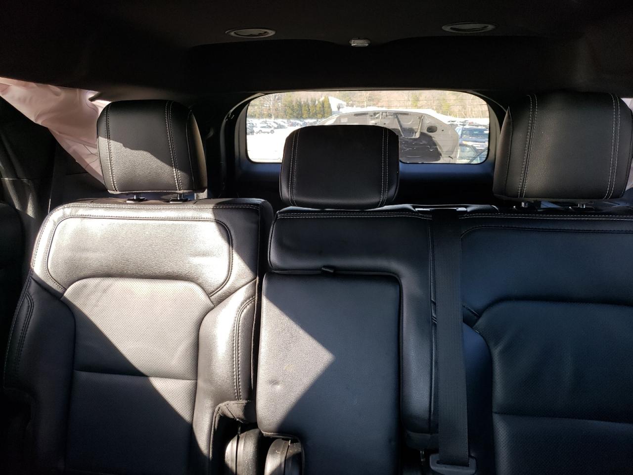2017 Ford Explorer VIN 1FM5K8F89HGD24400 Copart auction photo, side / rear end damage thumbnail 10