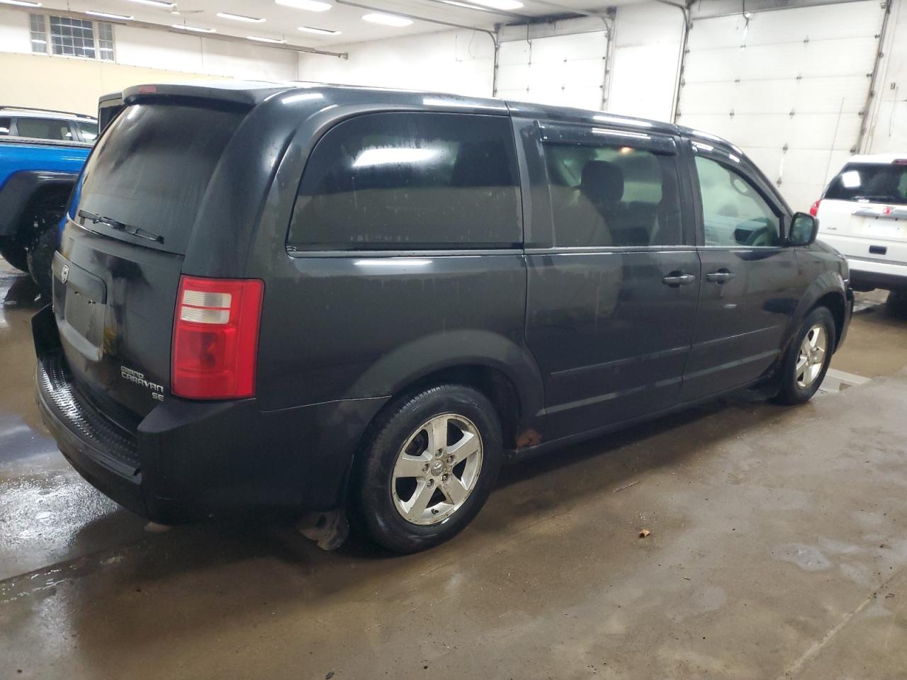 2010 Dodge Caravan VIN 2D4RN4DE1AR439403 Copart auction photo, front end damage thumbnail 3