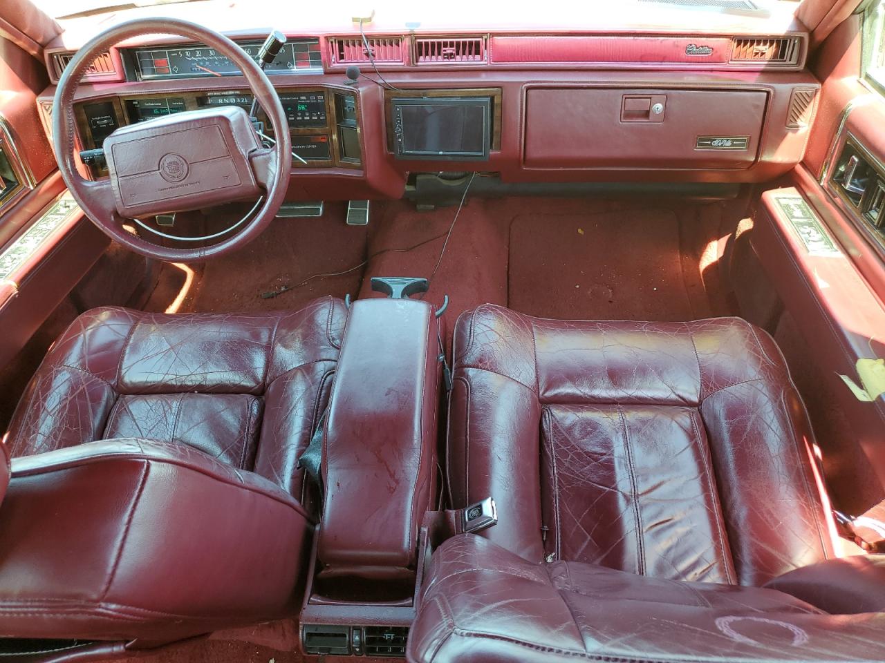 1991 Cadillac De Ville VIN 1G6CD53B8M4347542 Copart auction photo, rear end / side damage thumbnail 8