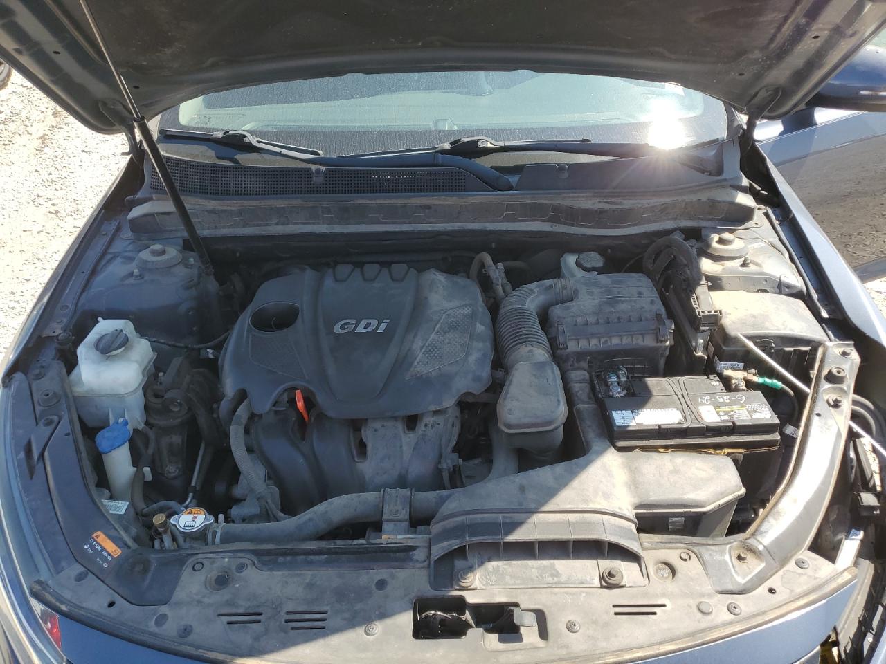 2015 KIA Optima VIN KNAGM4A7XF5591386 Copart auction photo, front end / minor dent/scratches damage thumbnail 11