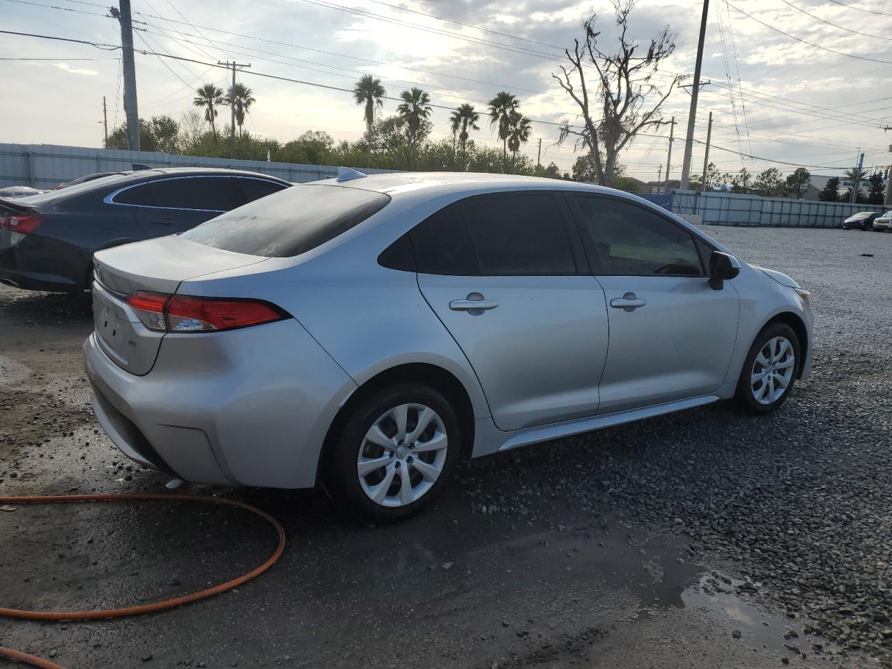 2020 Toyota Corolla VIN JTDEPRAE9LJ085466 Copart auction photo, side / rear end damage thumbnail 3