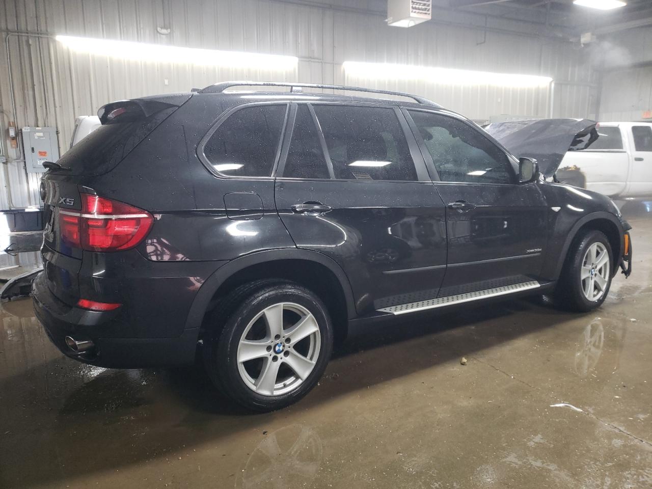 2012 BMW X5 VIN 5UXZW0C5XCL664661 Copart auction photo, front end damage thumbnail 3