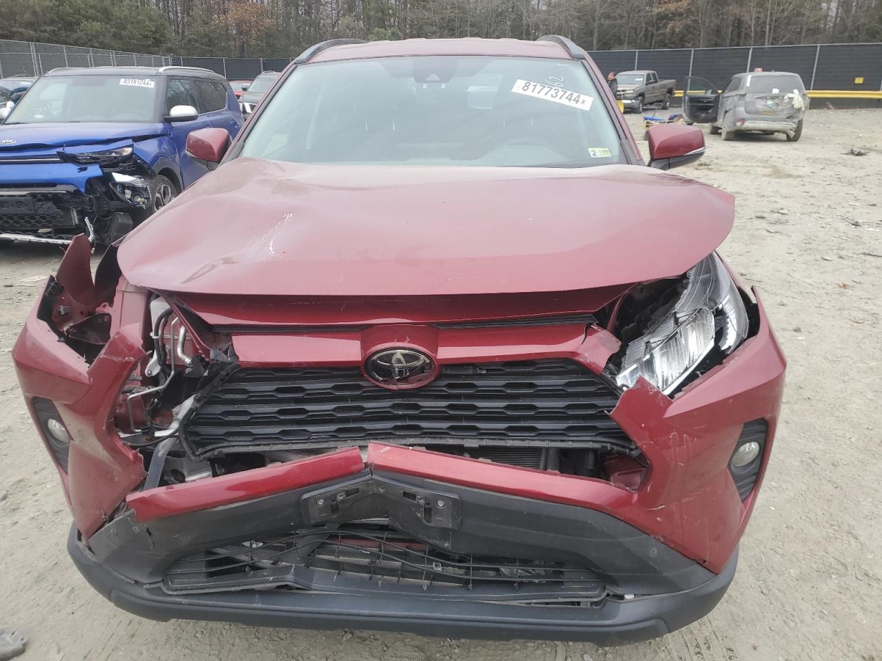 2020 Toyota RAV 4 VIN 2T3P1RFV7LW129405 Copart auction photo, front end damage thumbnail 5