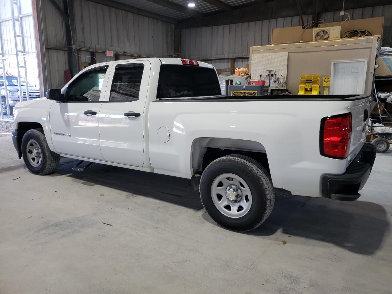 2014 Chevrolet Silverado VIN 1GCRCPEH1EZ299152 Copart auction photo, minor dent/scratches damage thumbnail 2