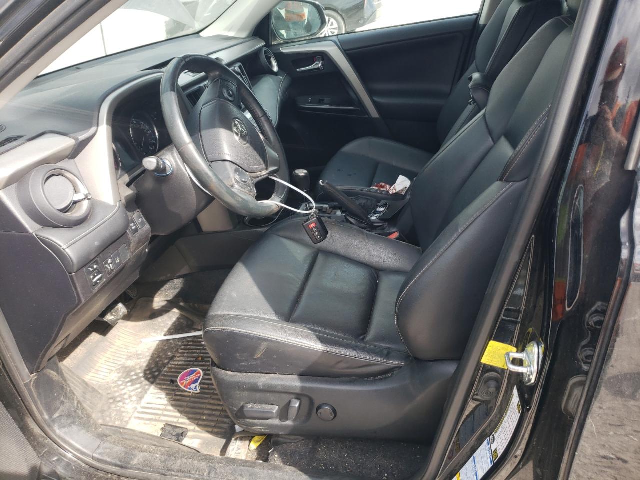 2017 Toyota RAV 4 VIN 2T3DFREV3HW593868 Copart auction photo, front end / side damage thumbnail 7