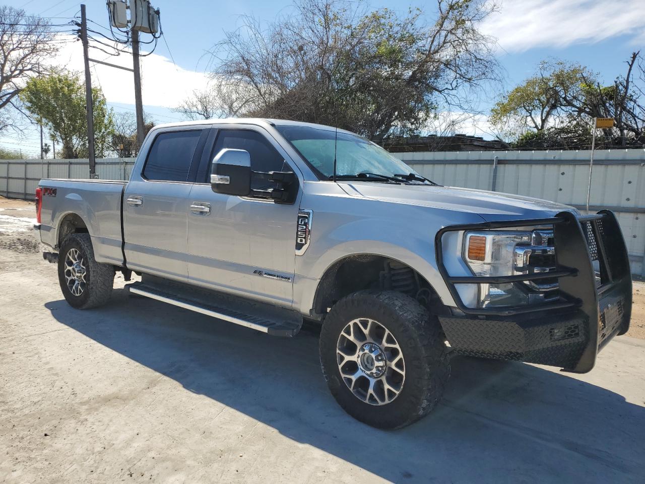 2022 Ford F250 VIN 1FT8W2BT2NEC21677 Copart auction photo, water/flood / mechanical damage thumbnail 4