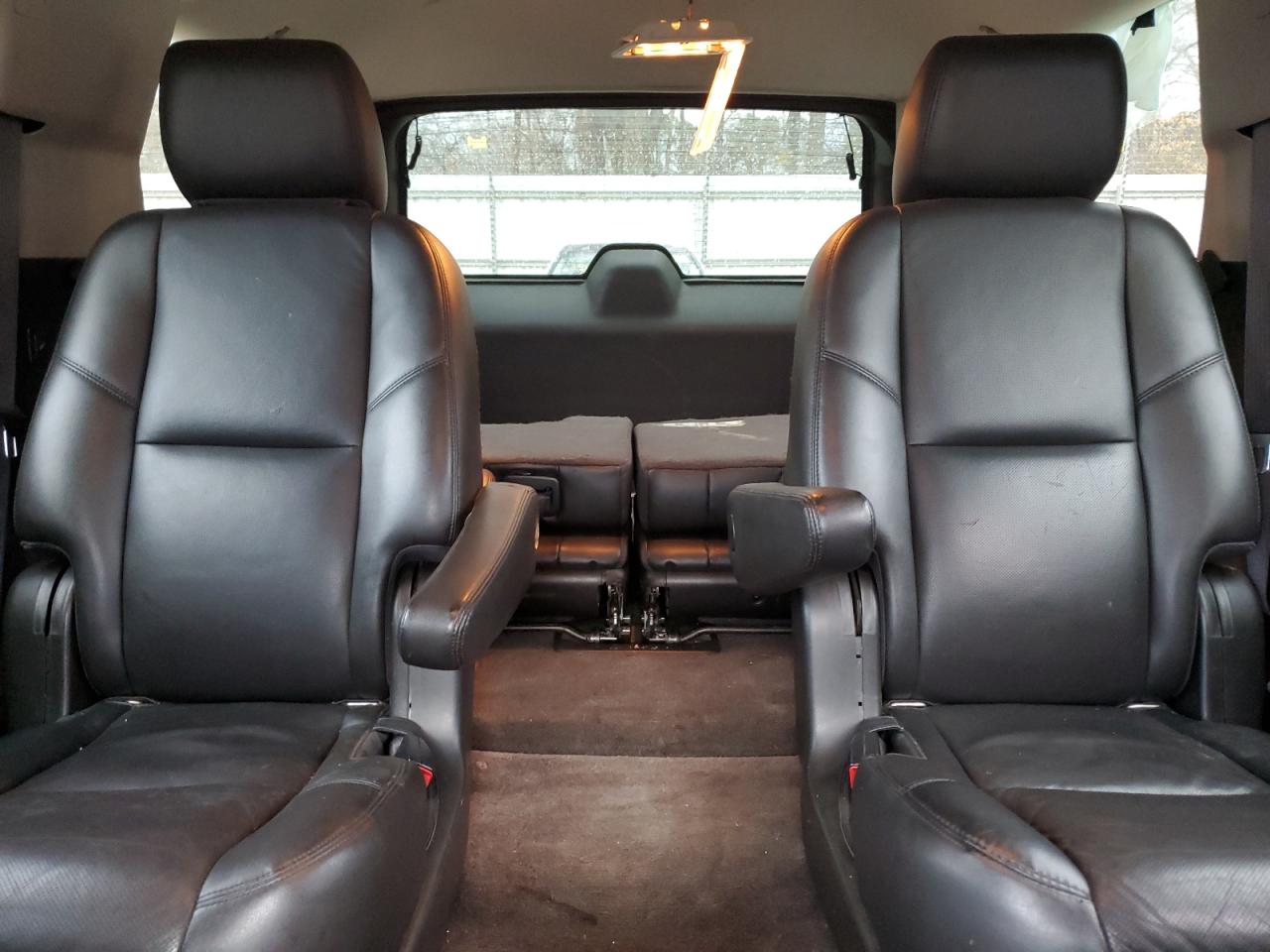 2012 GMC Yukon VIN 1GKS1EEF1CR304040 Copart auction photo, side / rear end damage thumbnail 10