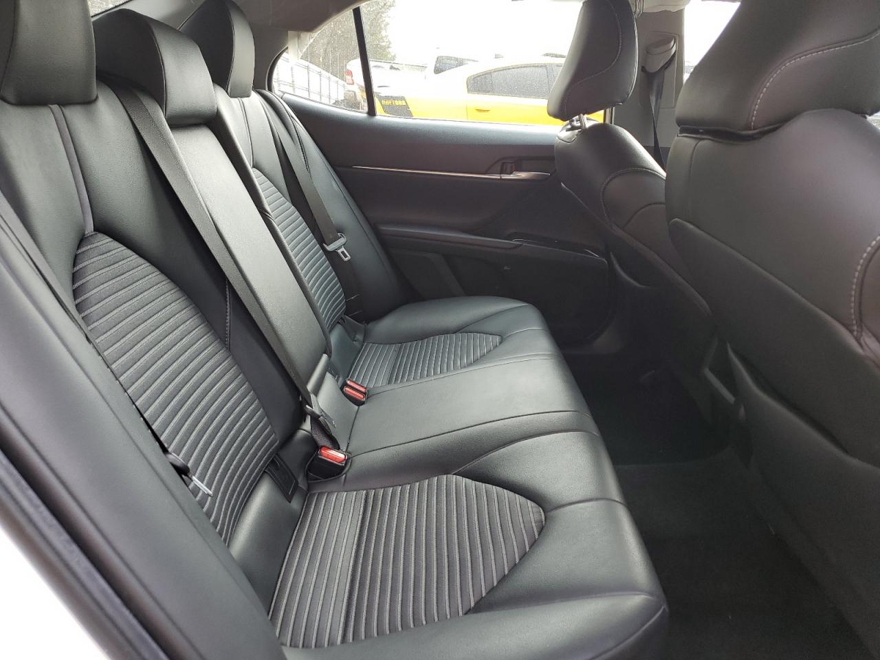 2018 Toyota Camry VIN 4T1B11HK1JU629497 Copart auction photo, front end damage thumbnail 10