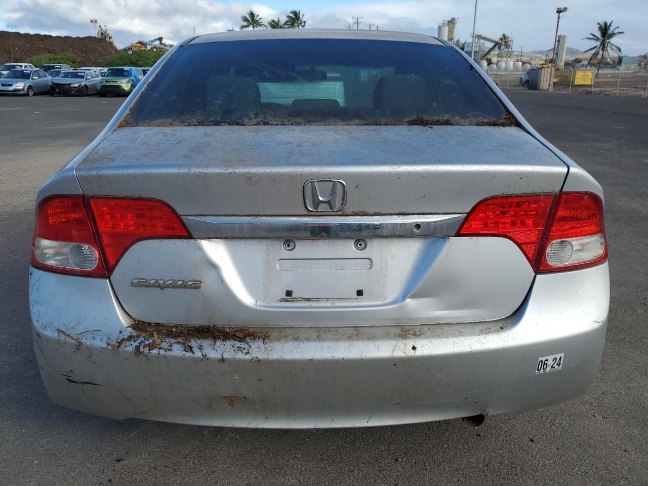 2010 Honda Civic VIN 19XFA1E58AE030101 Copart auction photo, normal wear damage thumbnail 6